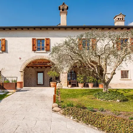 Casale Toscana * コステロマーノ